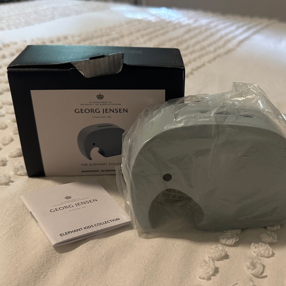 Georg Jensen Light Blue Elephant Bank - Picture 3 of 3